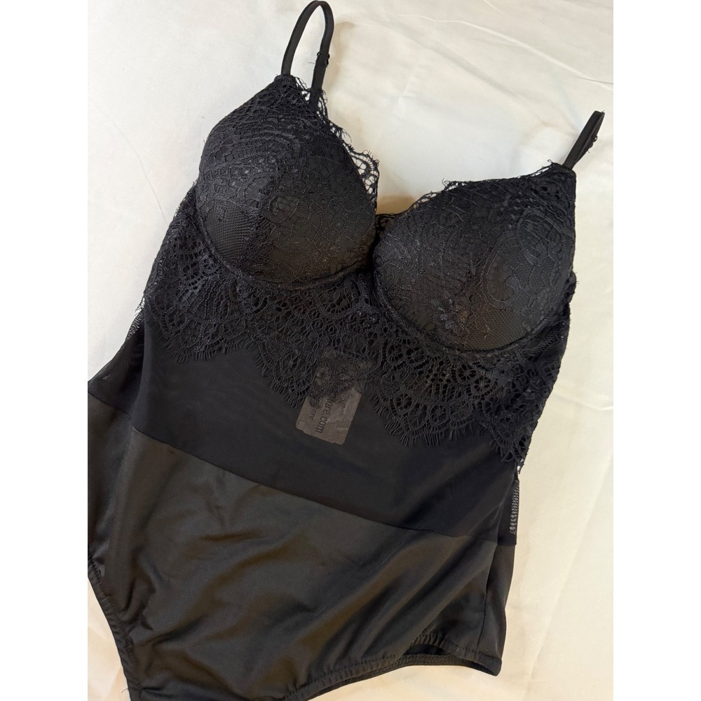 Windsor Black Lace Underwire Padded Bodice Bodysuit Side Zip NWT‎ Medium